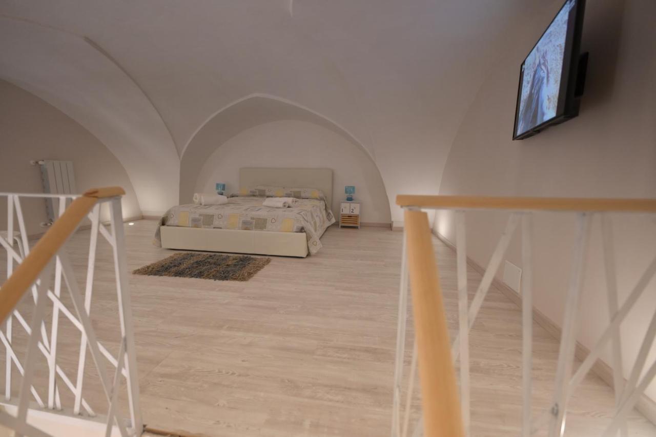 Bed Casa Vacanza Via Gallipoli - Corte Bari Brindisi Exterior foto
