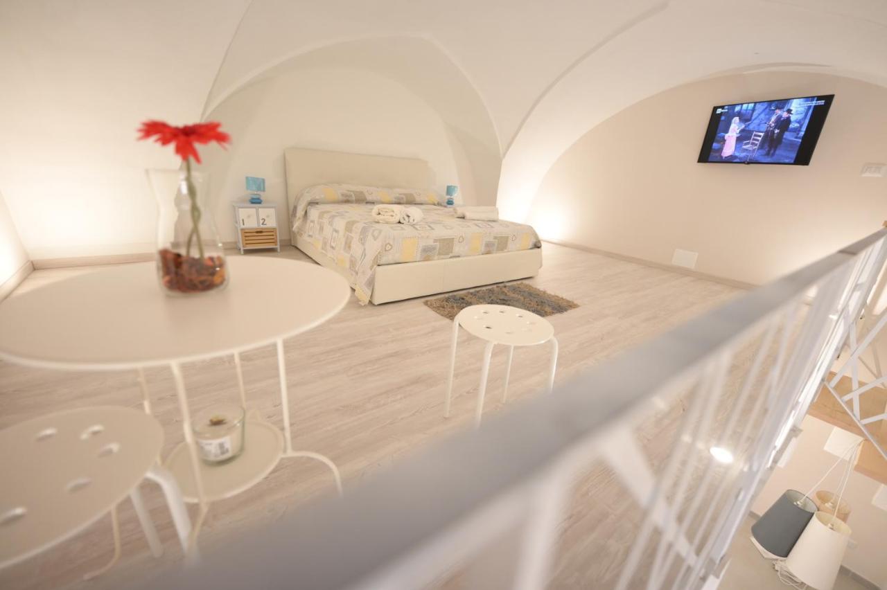 Bed Casa Vacanza Via Gallipoli - Corte Bari Brindisi Exterior foto