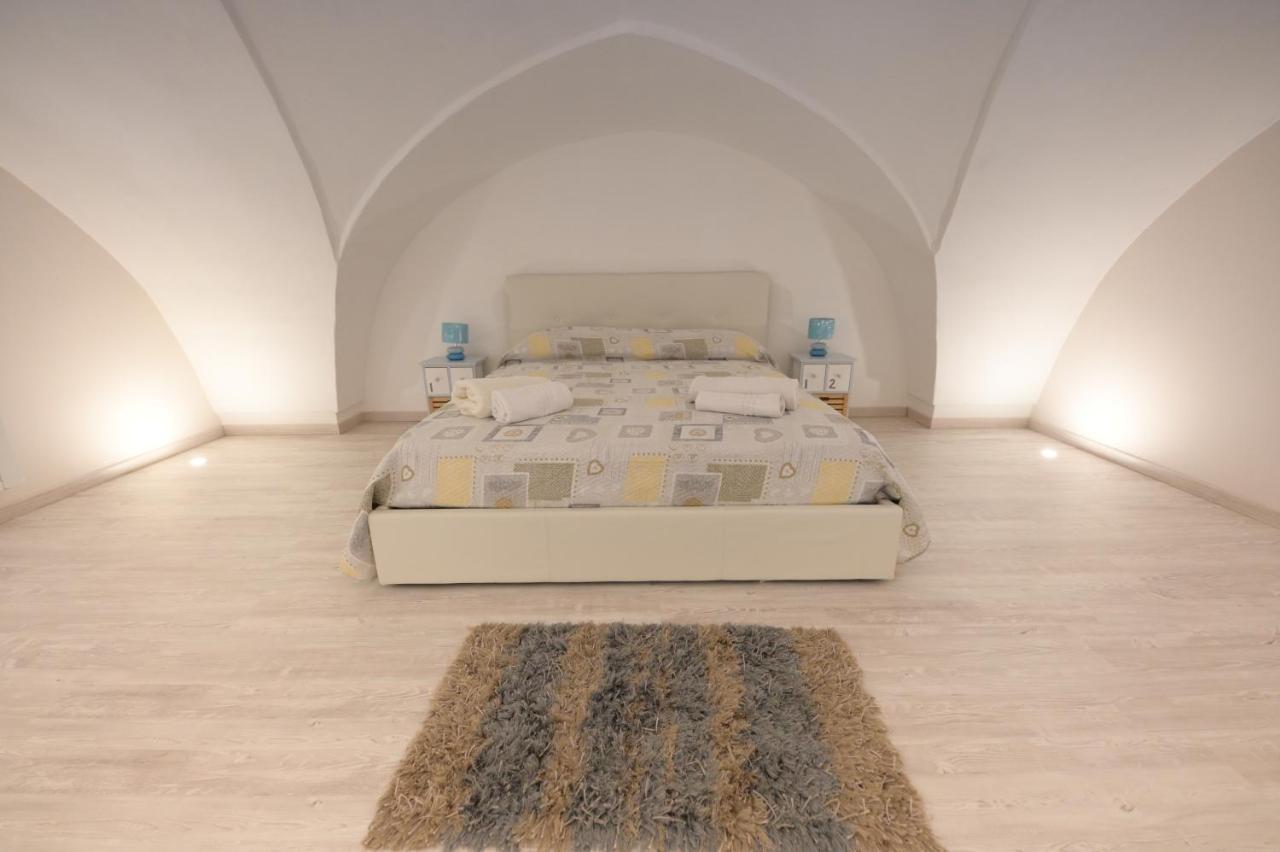 Bed Casa Vacanza Via Gallipoli - Corte Bari Brindisi Exterior foto